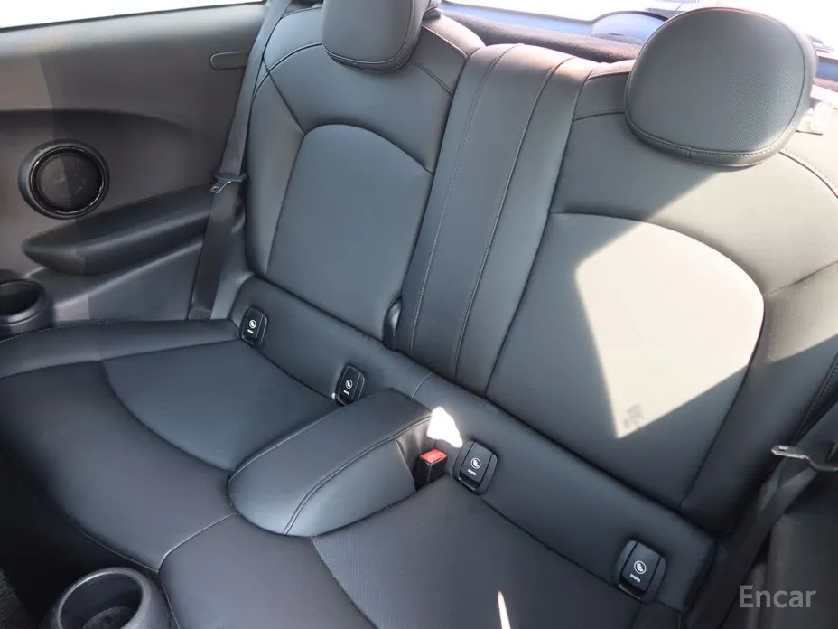 Фото 7 - Mini Cooper