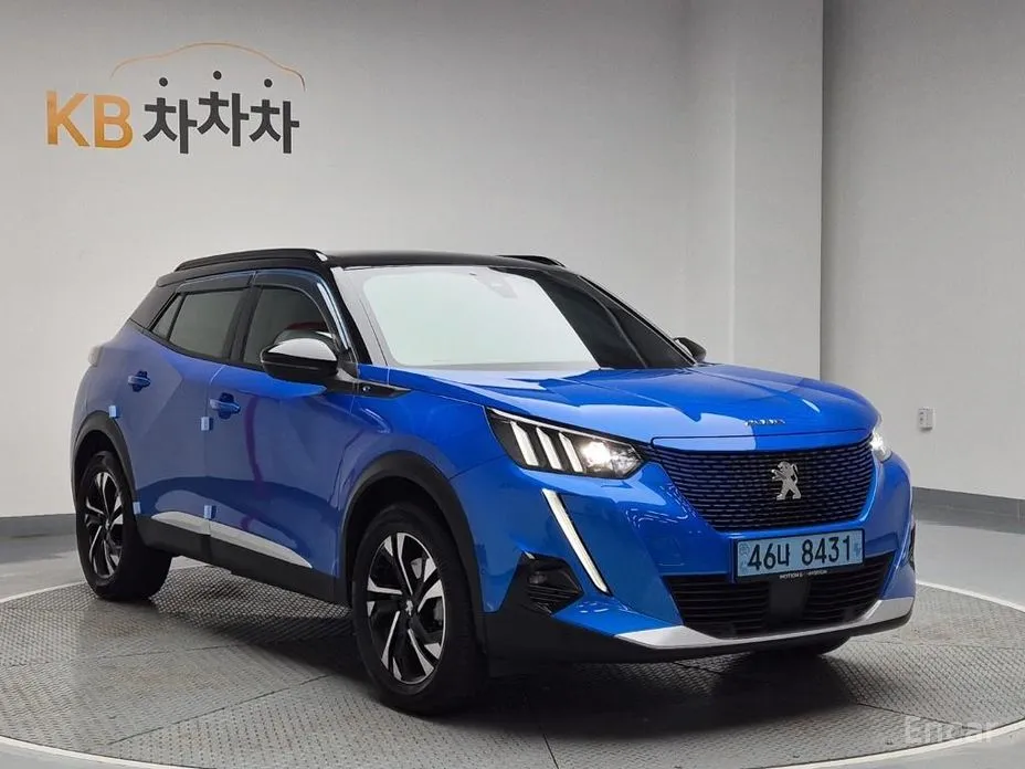 Фото 4 - Peugeot 2008