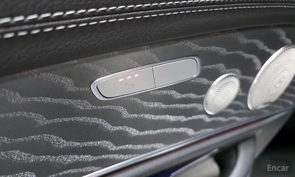 صورة 17 - Mercedes-Benz E-Class