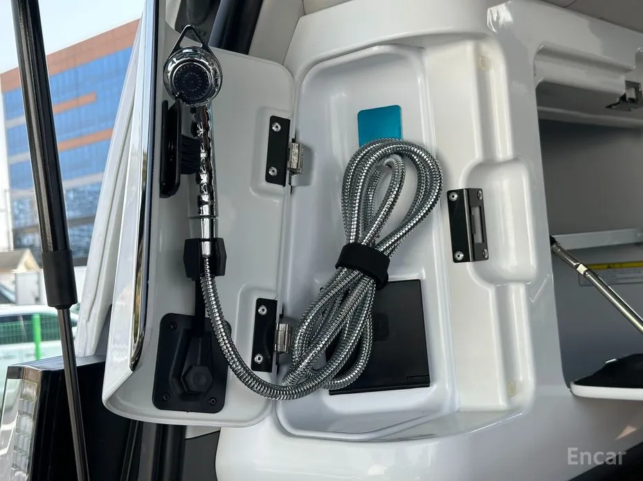 Фото 14 - Hyundai Staria