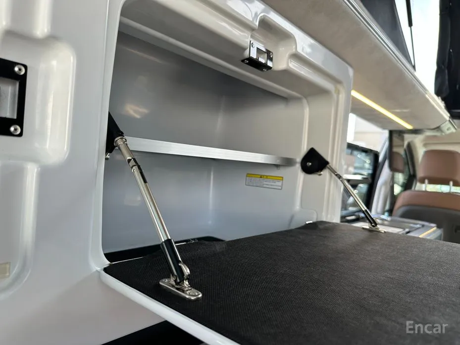 Фото 18 - Hyundai Staria