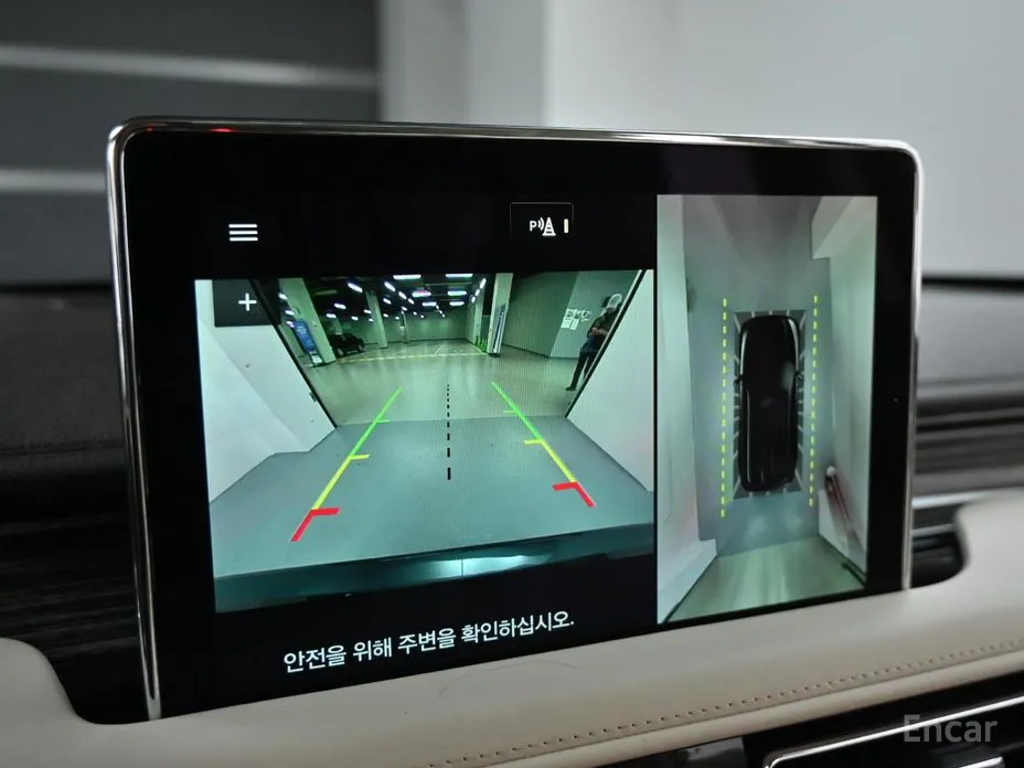 Фото 15 - Lincoln Aviator