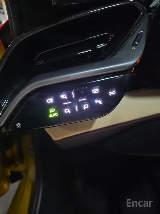 Фото 11 - Ferrari SF90