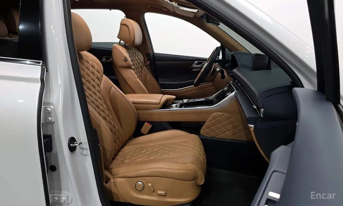 Фото 10 - Genesis GV80