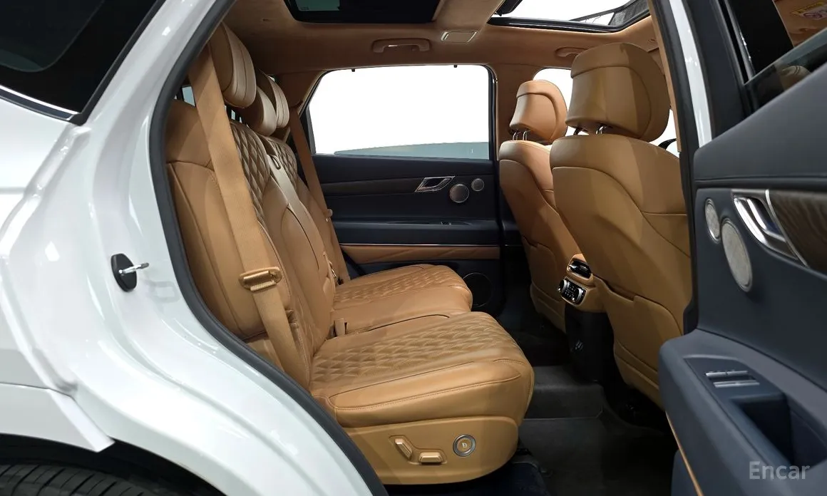 Фото 12 - Genesis GV80