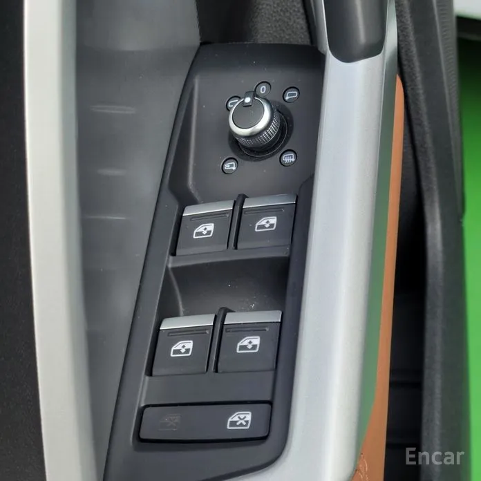 Фото 17 - Audi Q3