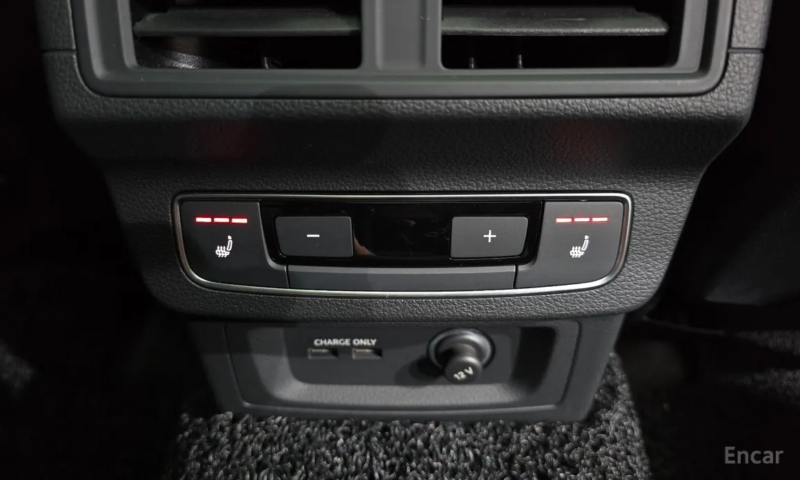 Фото 18 - Audi SQ5