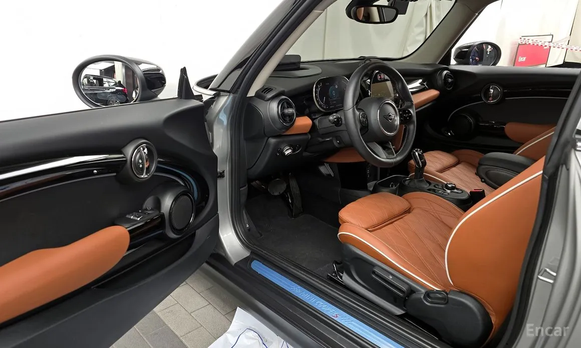 Фото 10 - Mini Cooper