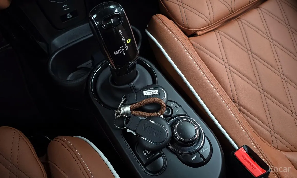 Фото 9 - Mini Cooper