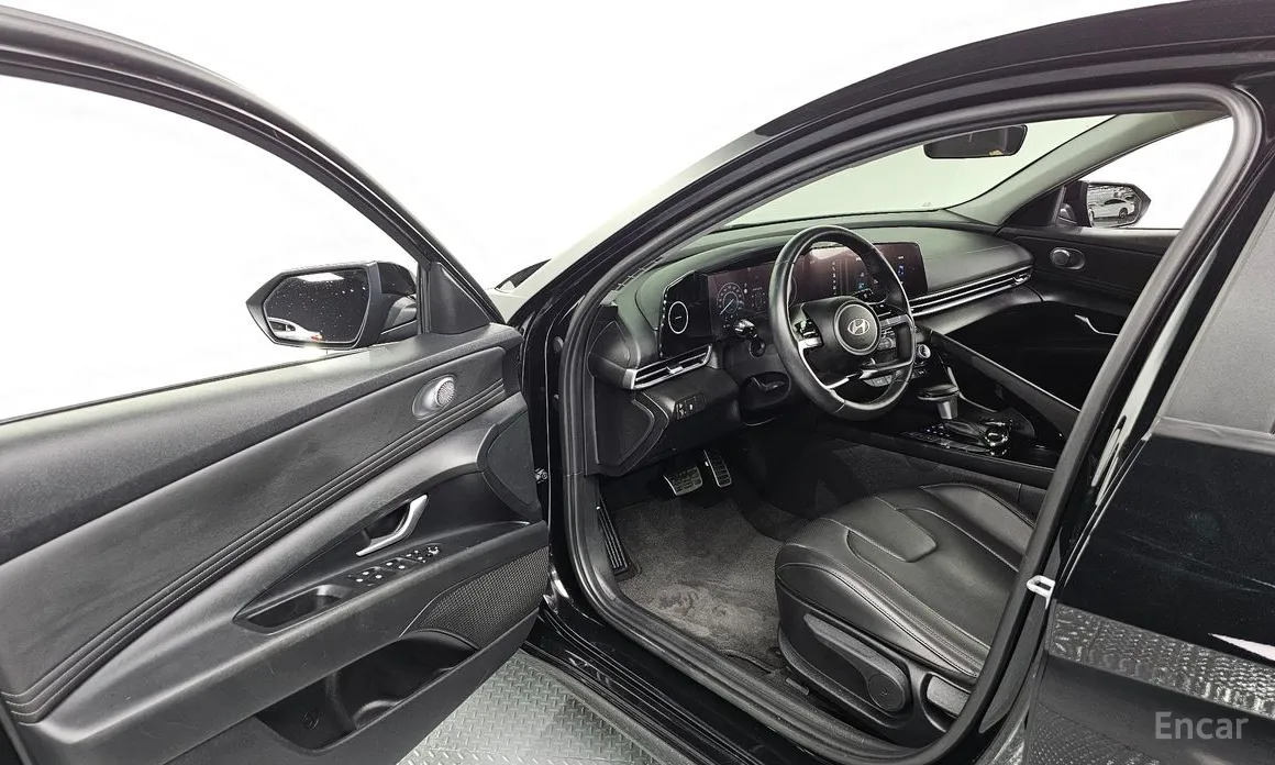 Фото 10 - Hyundai Avante