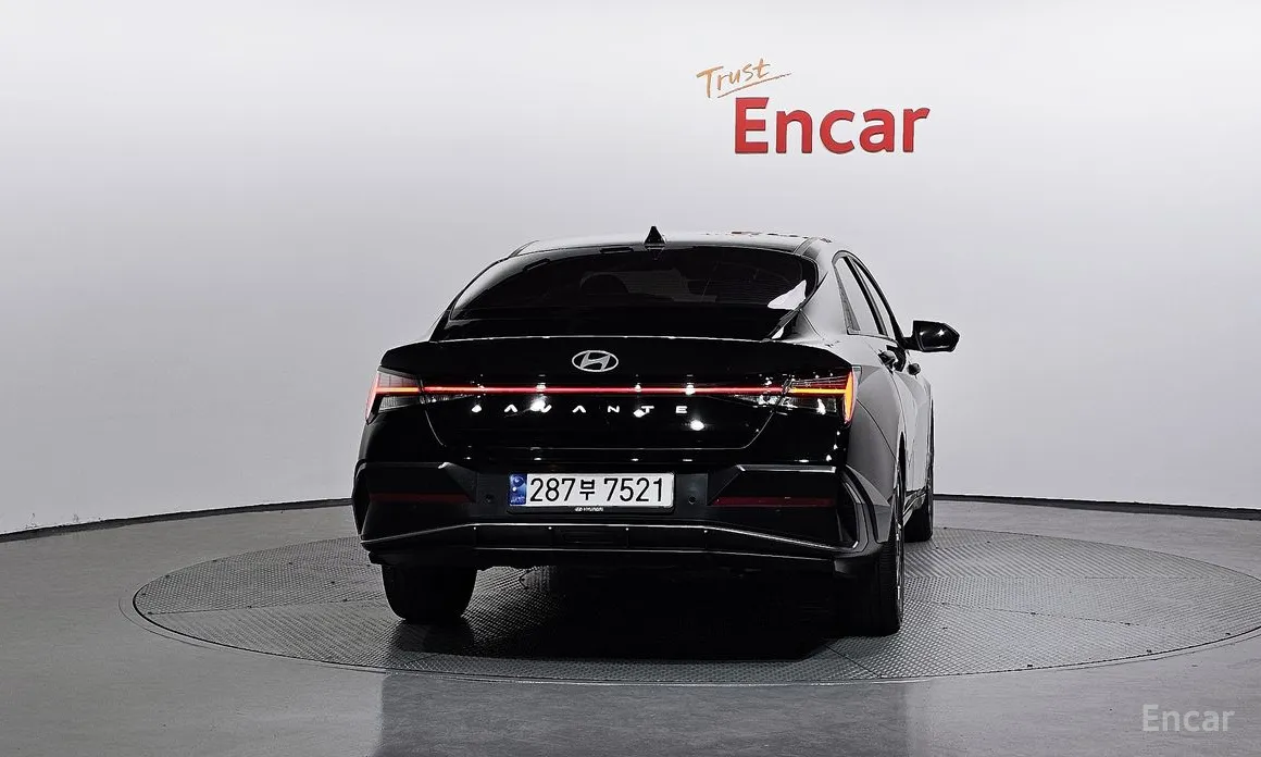 Фото 4 - Hyundai Avante