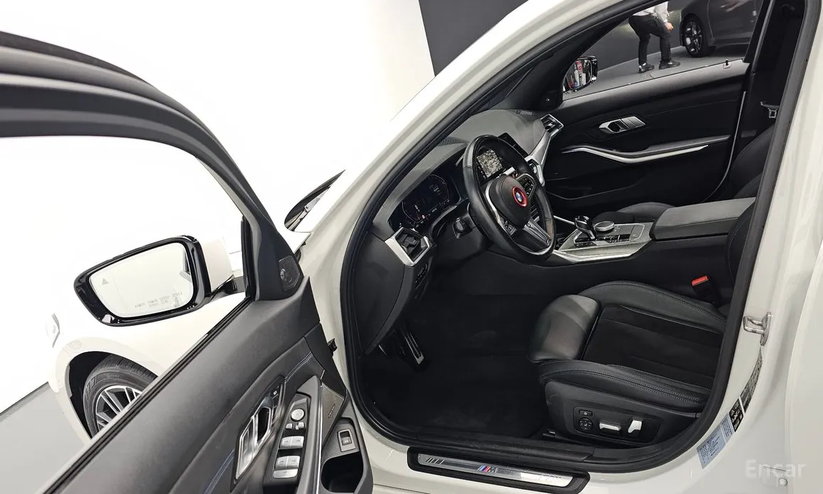 Фото 10 - BMW 3 Series