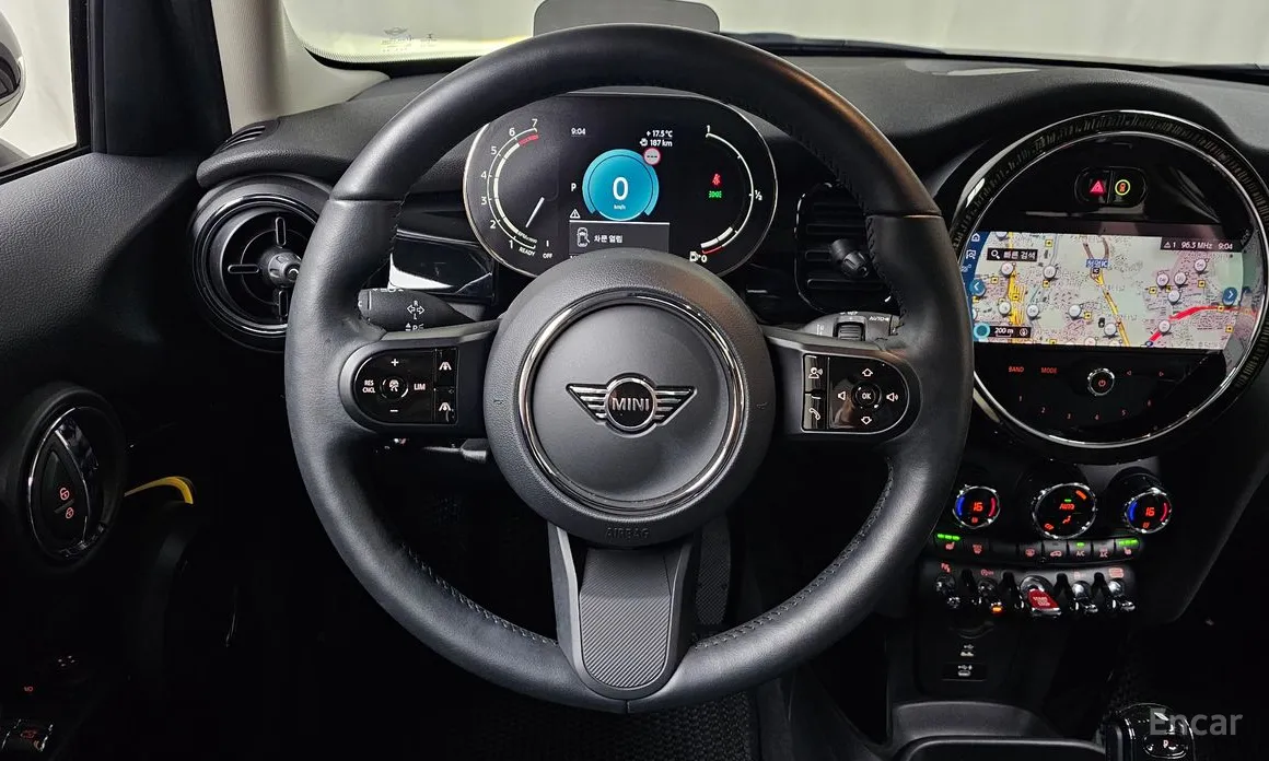 Фото 13 - Mini Cooper