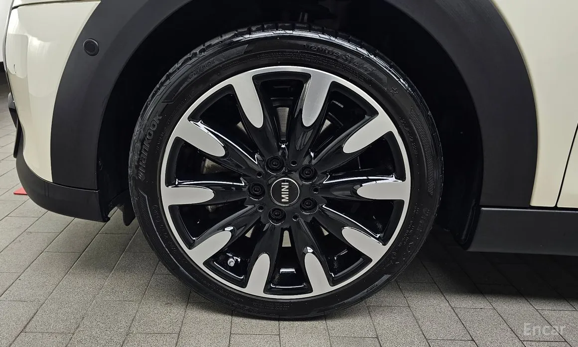 Фото 5 - Mini Cooper