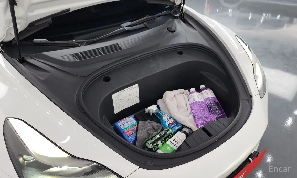 Фото 6 - Tesla Model 3