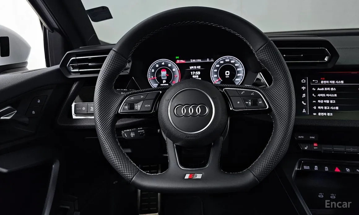 Фото 13 - Audi A3