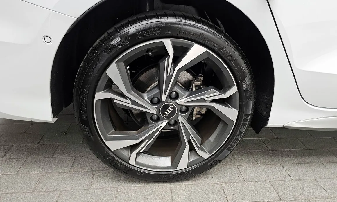 Фото 5 - Audi A3