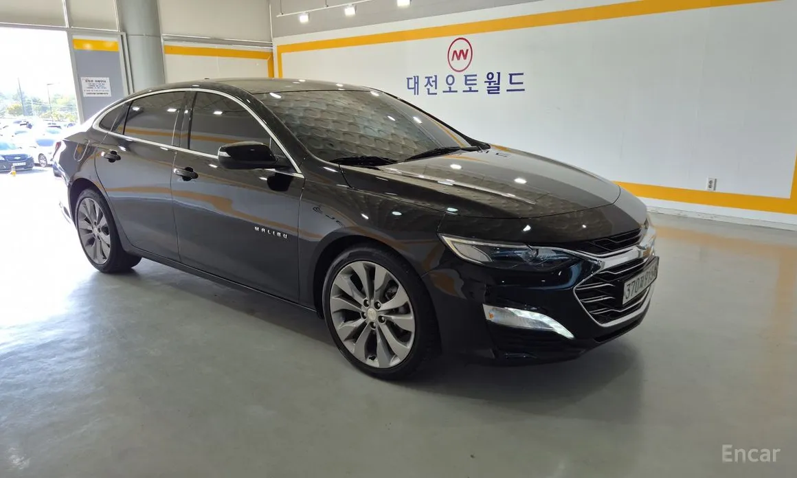 Фото 3 - Chevrolet Malibu