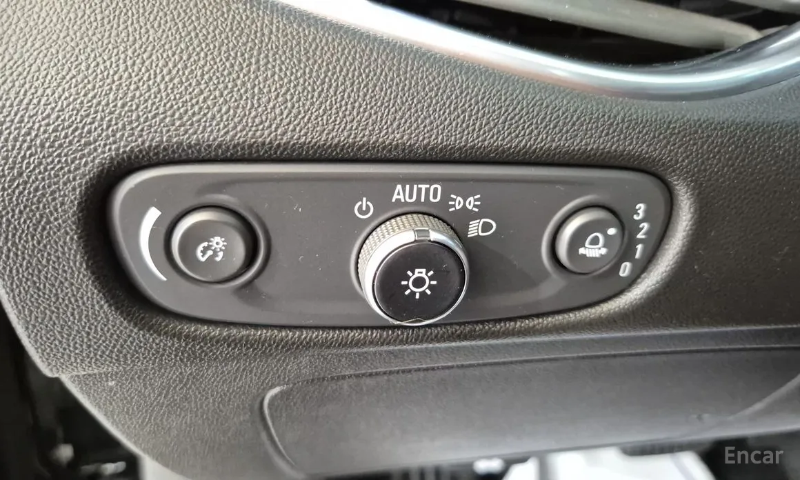 Фото 8 - Chevrolet Malibu