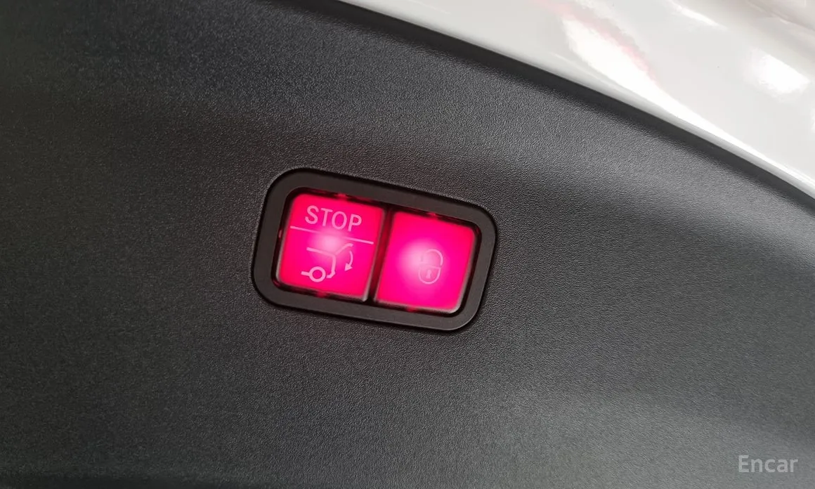 Фото 20 - Mercedes-Benz AMG GT