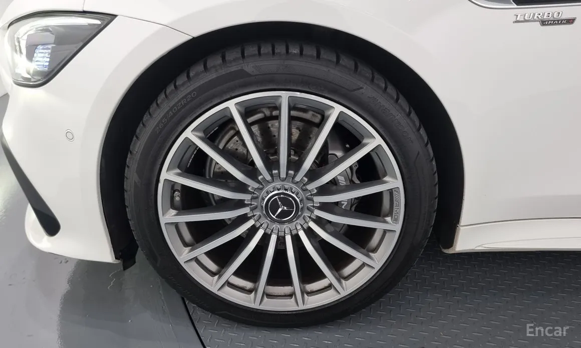 Фото 5 - Mercedes-Benz AMG GT