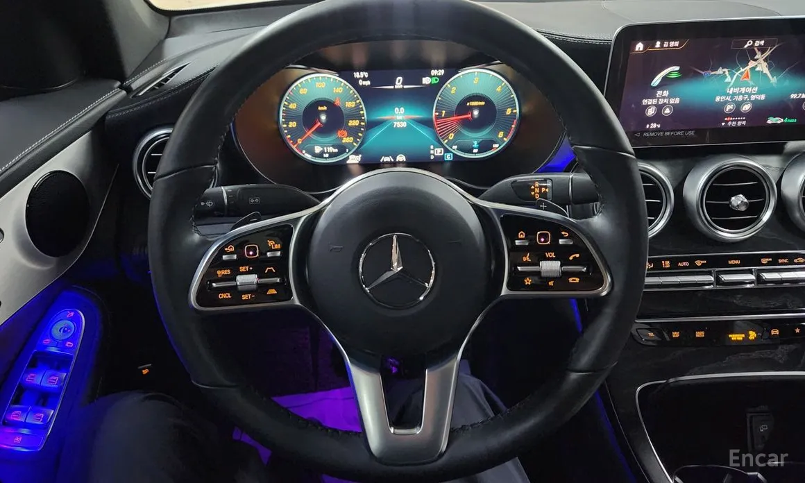 Фото 20 - Mercedes-Benz GLC-Class