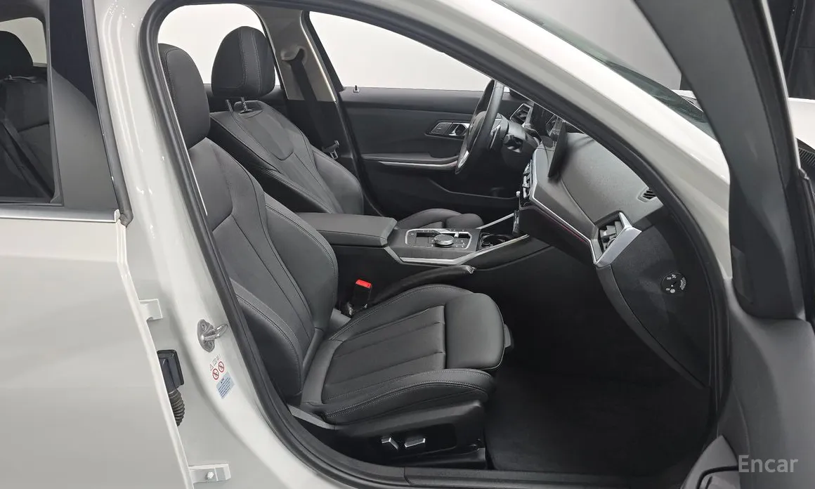 Фото 10 - BMW 3 Series