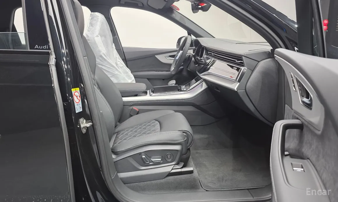 Фото 10 - Audi Q7