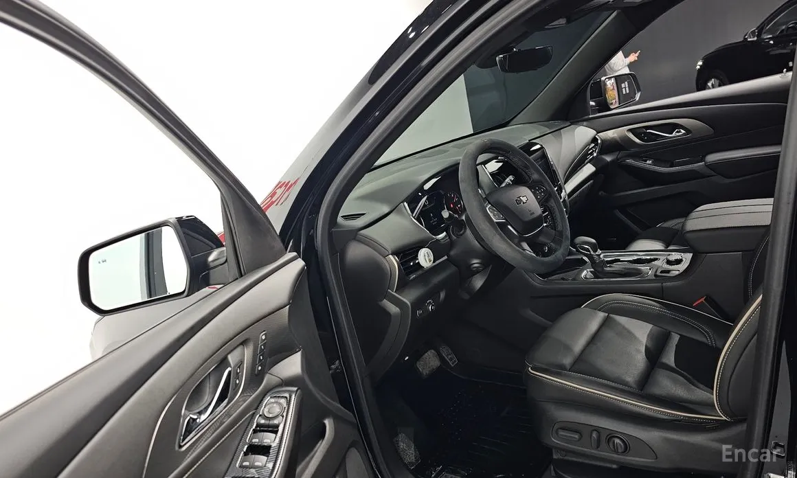 Фото 10 - Chevrolet Traverse