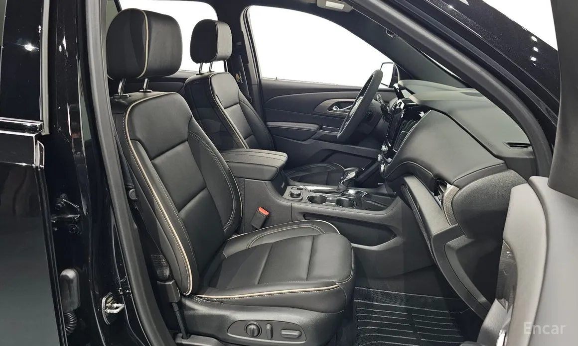 Фото 12 - Chevrolet Traverse