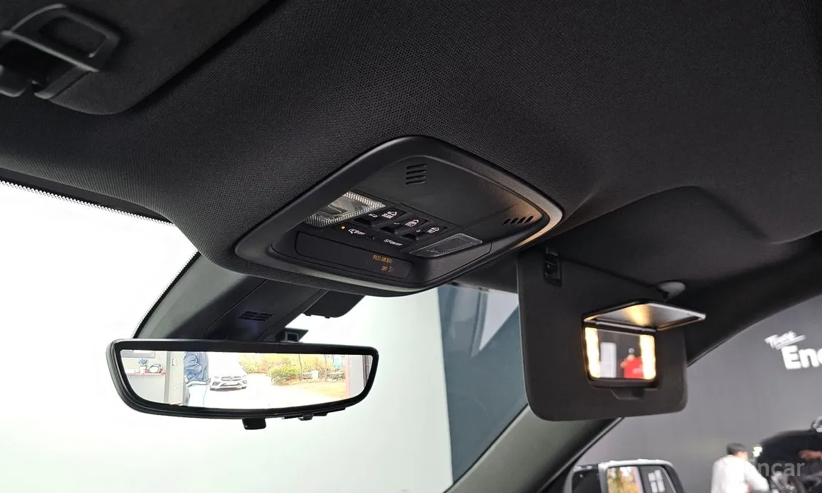 Фото 17 - Chevrolet Traverse