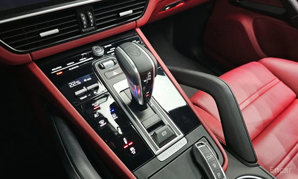 Фото 9 - Porsche Cayenne