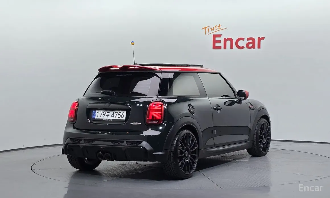 Фото 2 - Mini Cooper