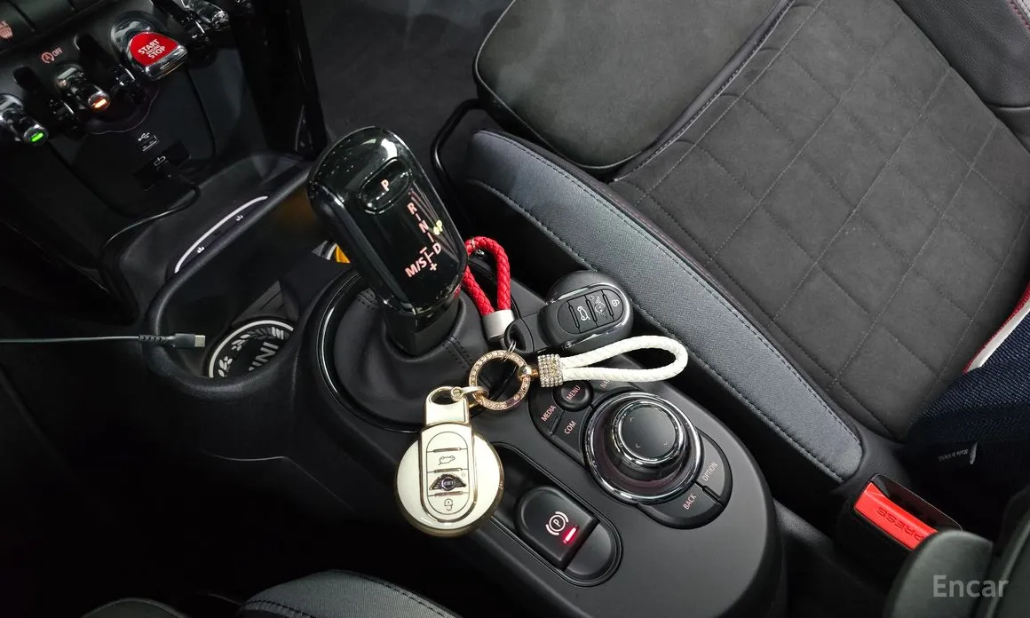 Фото 9 - Mini Cooper