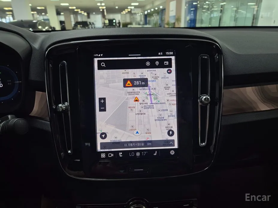 Фото 15 - Volvo C40