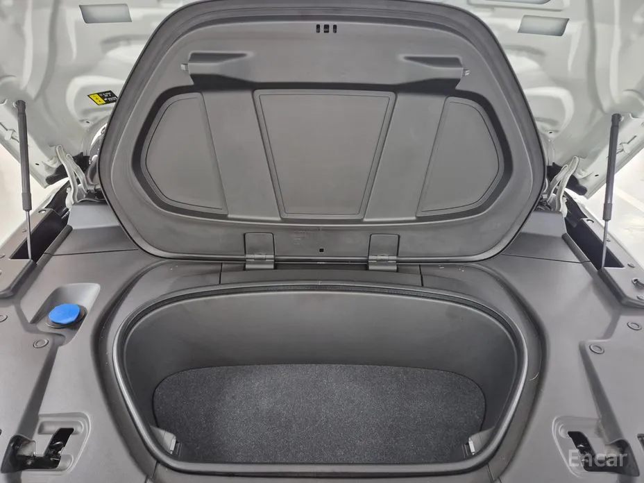 Фото 6 - Volvo C40