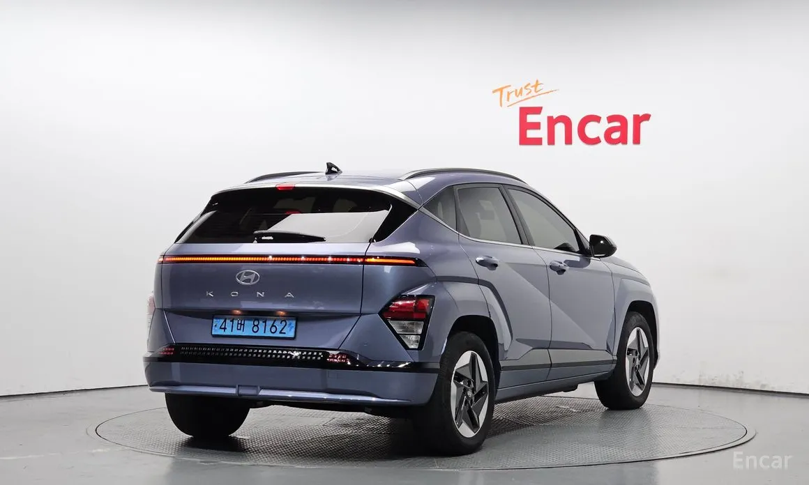 Фото 2 - Hyundai Kona