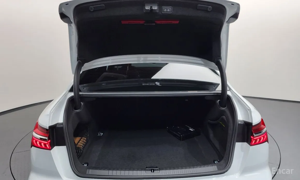 Фото 20 - Audi A6