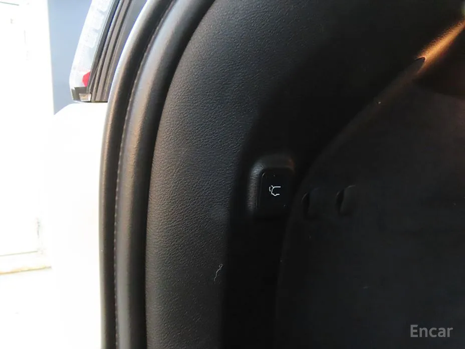 Фото 17 - Jeep Cherokee