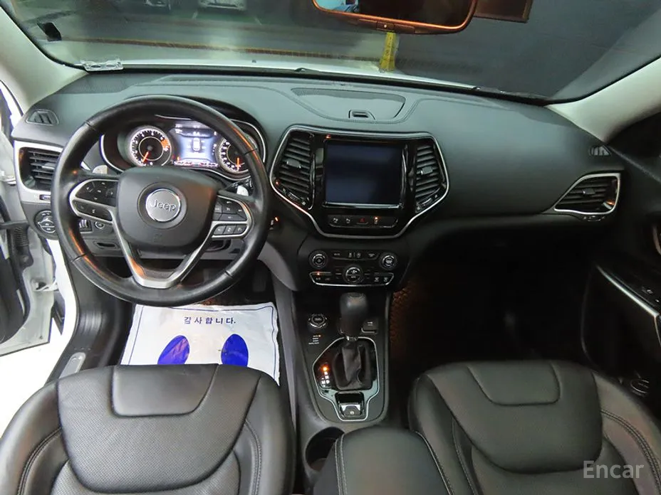 Фото 7 - Jeep Cherokee