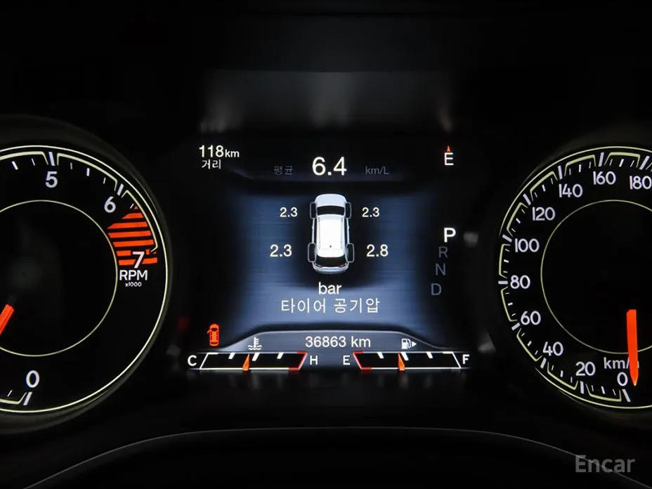 Фото 8 - Jeep Cherokee