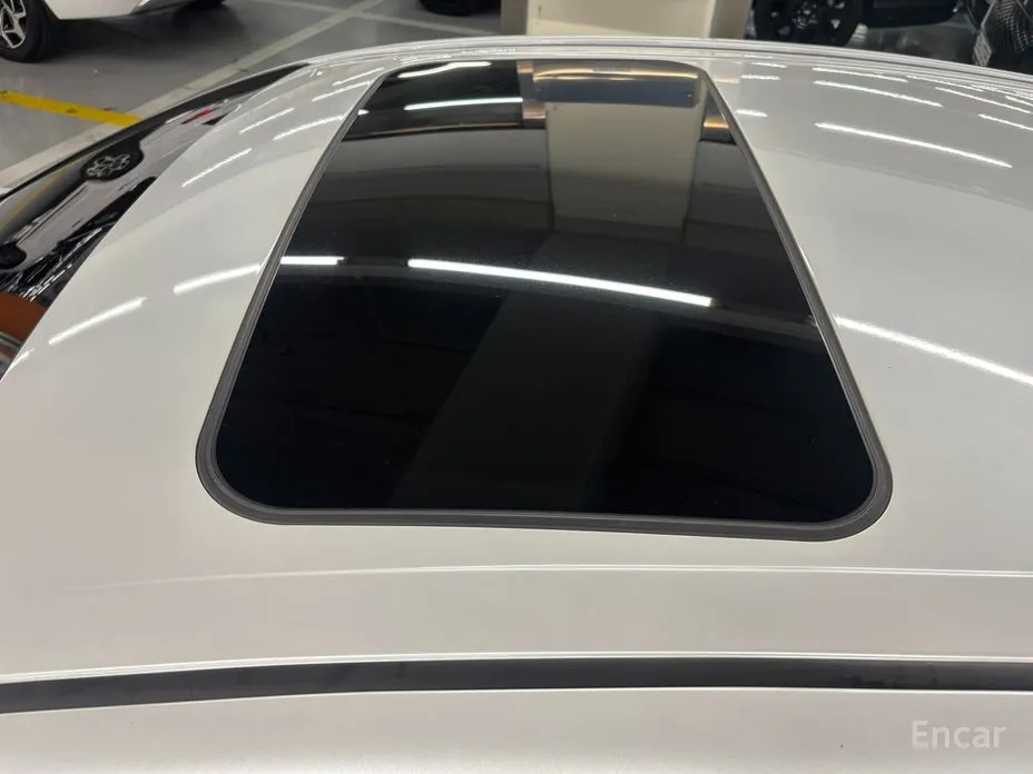 Фото 8 - Toyota Camry