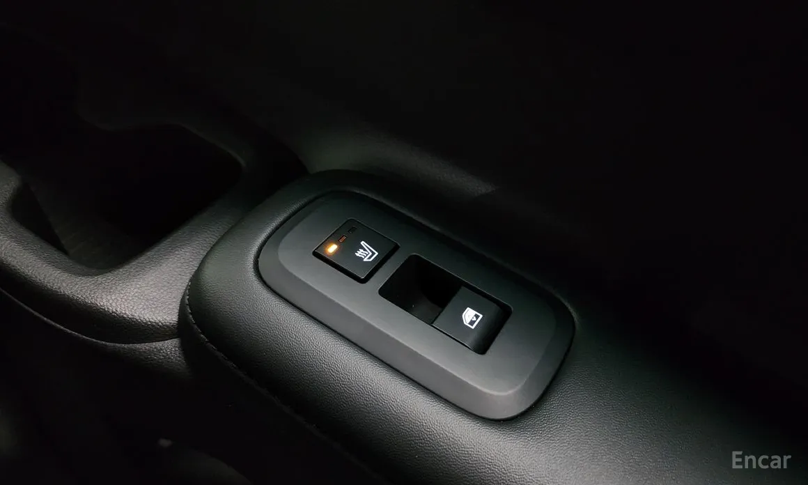 Фото 18 - Hyundai Santa Fe