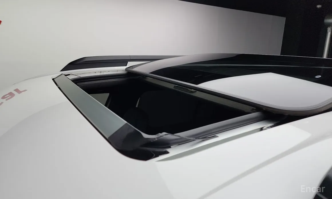 Фото 19 - Hyundai Santa Fe