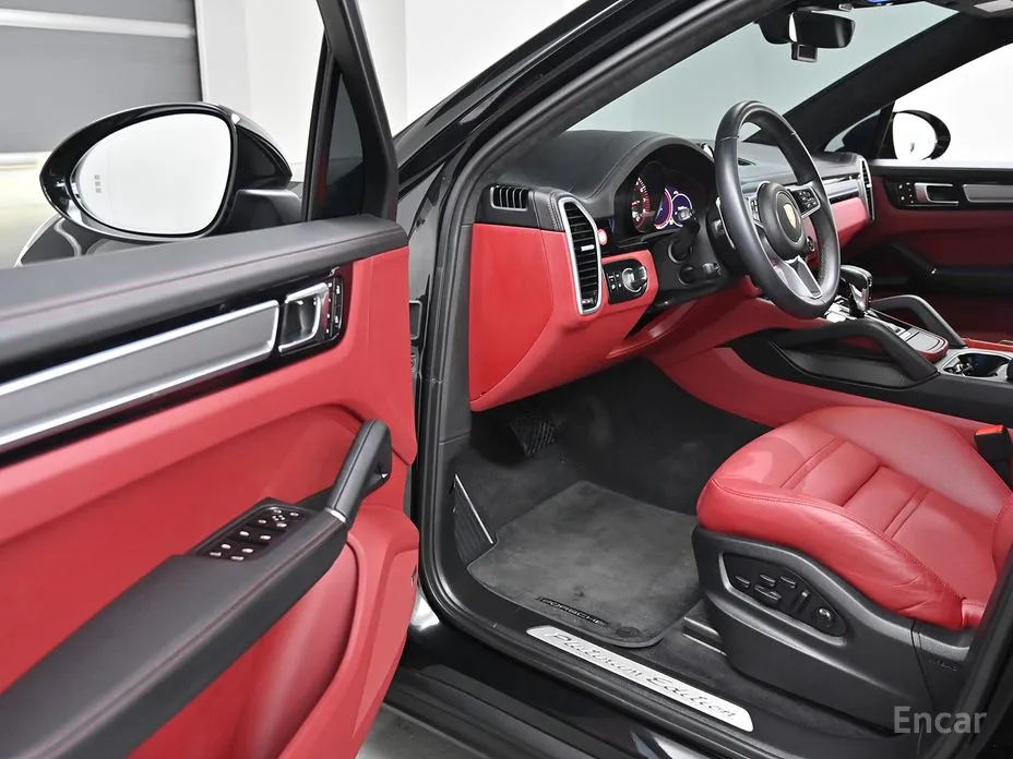 Фото 11 - Porsche Cayenne