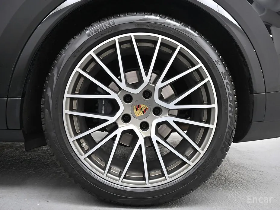 Фото 5 - Porsche Cayenne