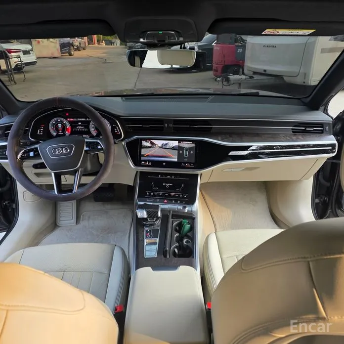 Фото 12 - Audi A6