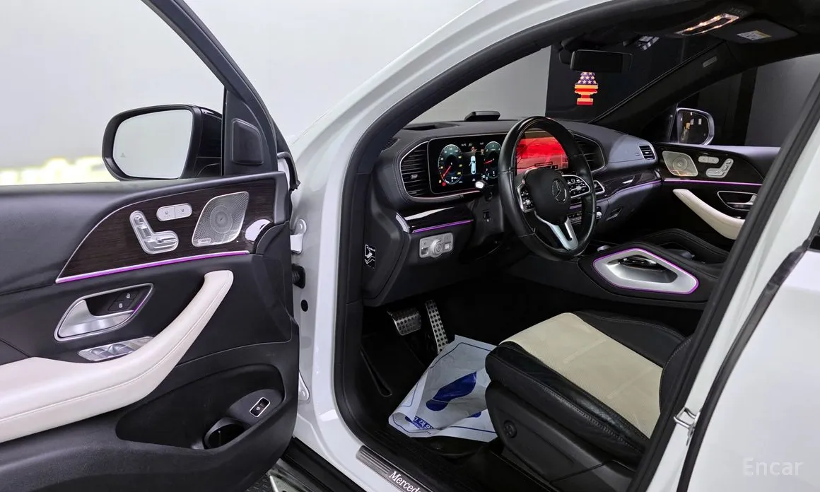 Photo 10 - Mercedes-Benz GLE-Class