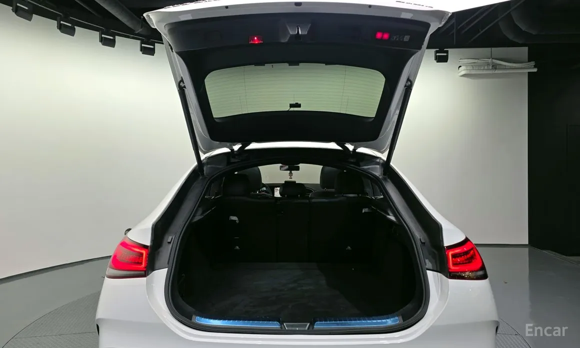 Photo 20 - Mercedes-Benz GLE-Class