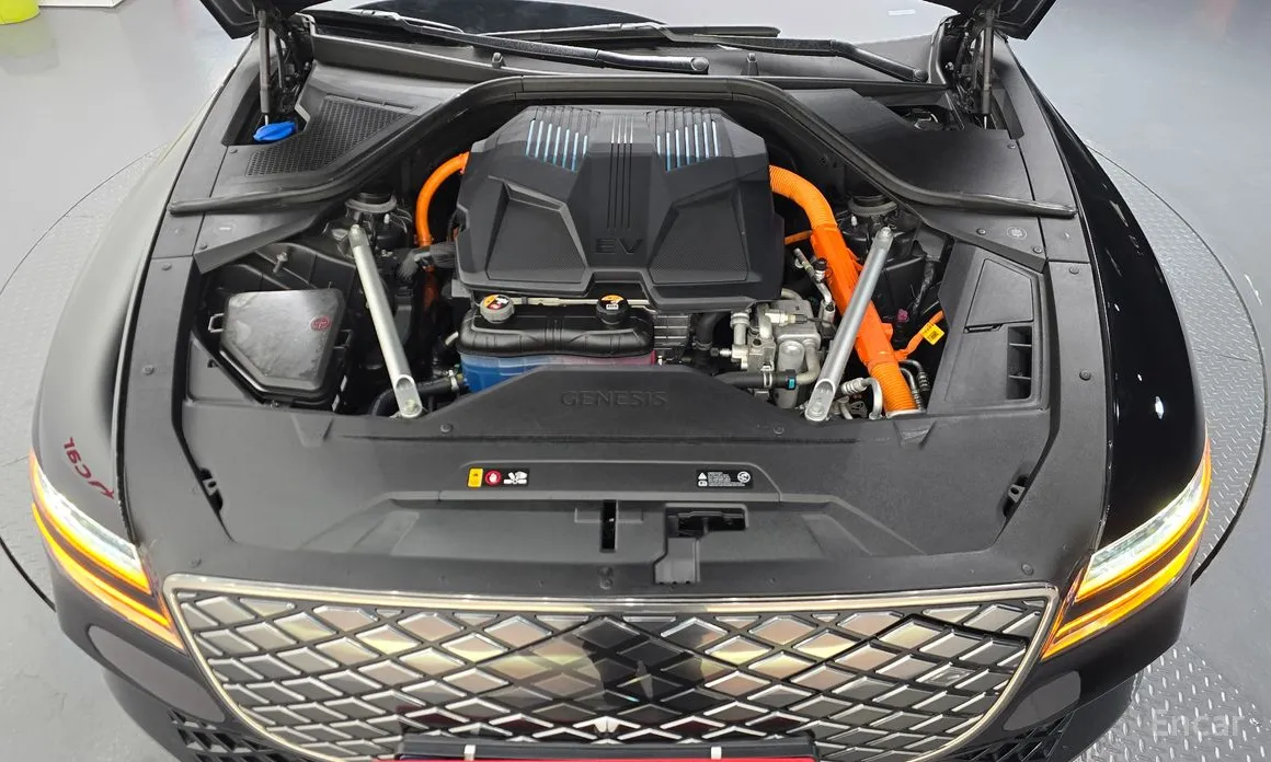 Фото 6 - Genesis G80